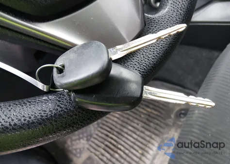 2018 Toyota Rav4 Le from USA, damaged, VIN JTMBFREV9JJ724653